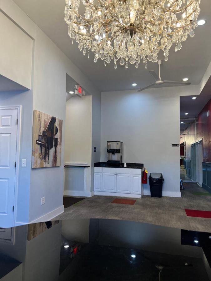 Chateau Suites Norristown Buitenkant foto
